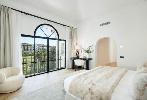 Villa · Available - Málaga