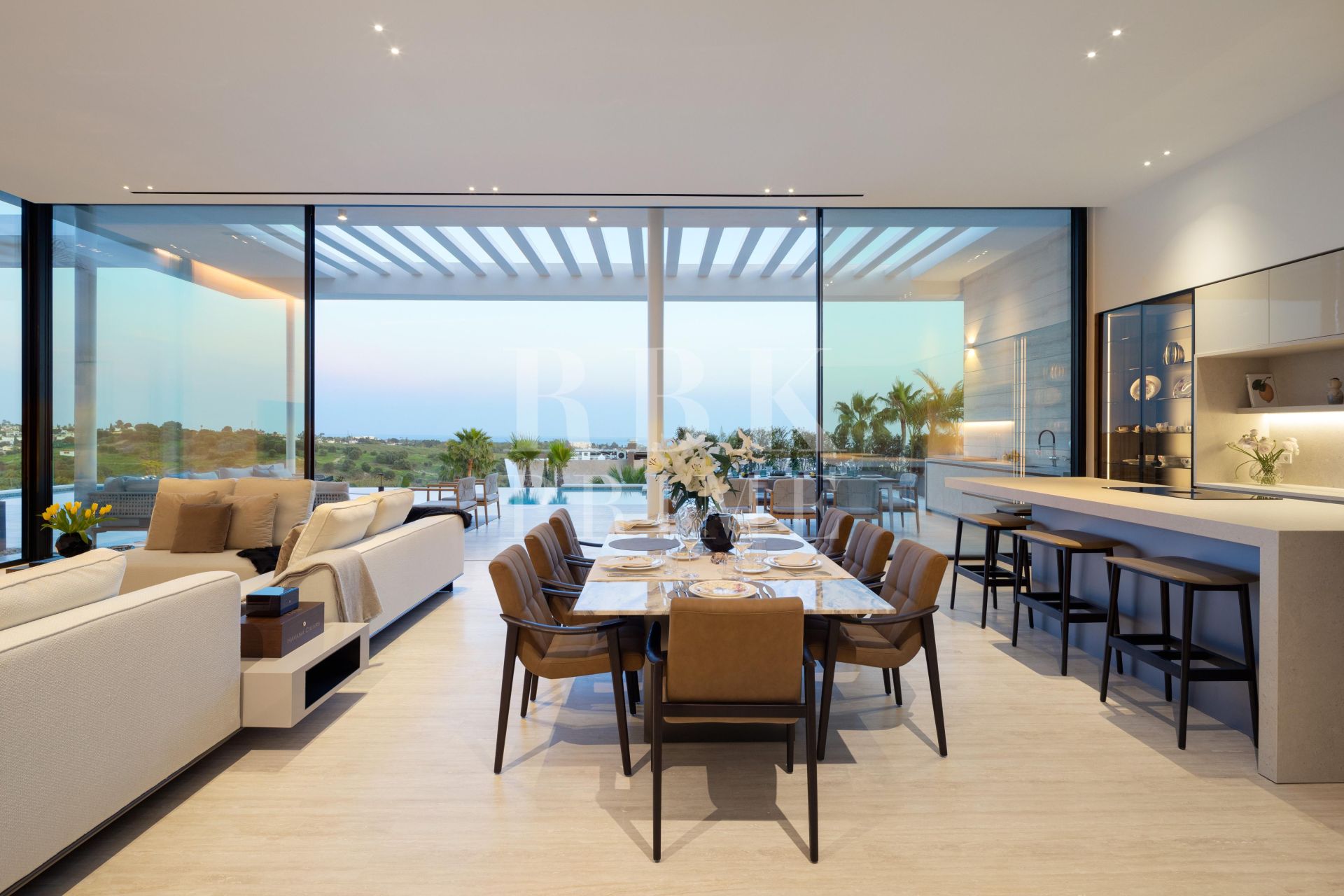 Available - Villa - Málaga - Costa del Sol