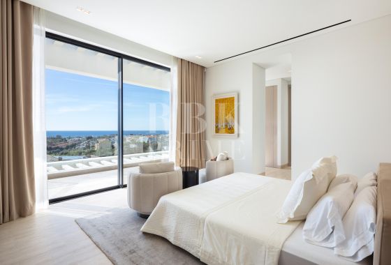 Villa · Available - Málaga