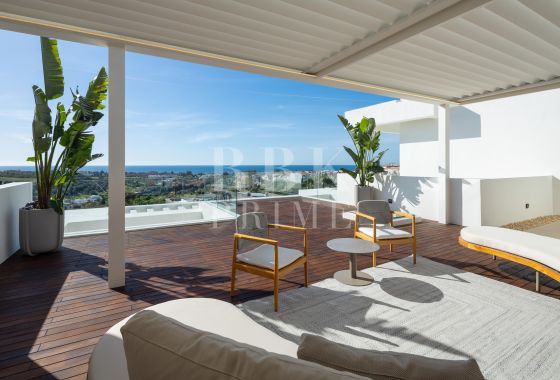 Villa · Available - Málaga