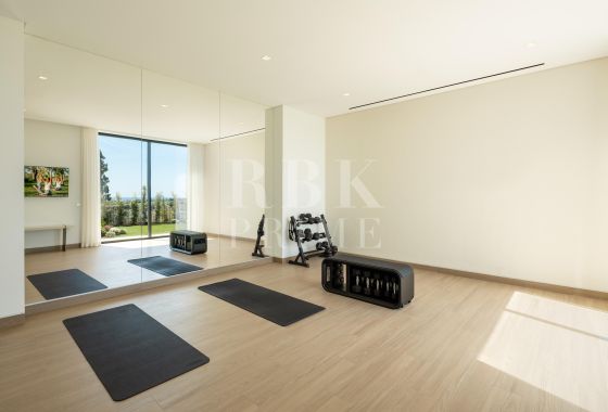 Villa · Available - Málaga