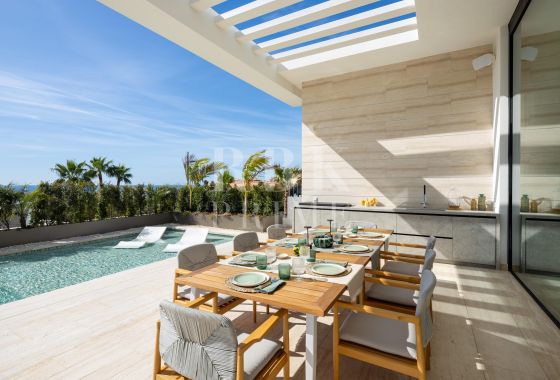 Villa · Available - Málaga