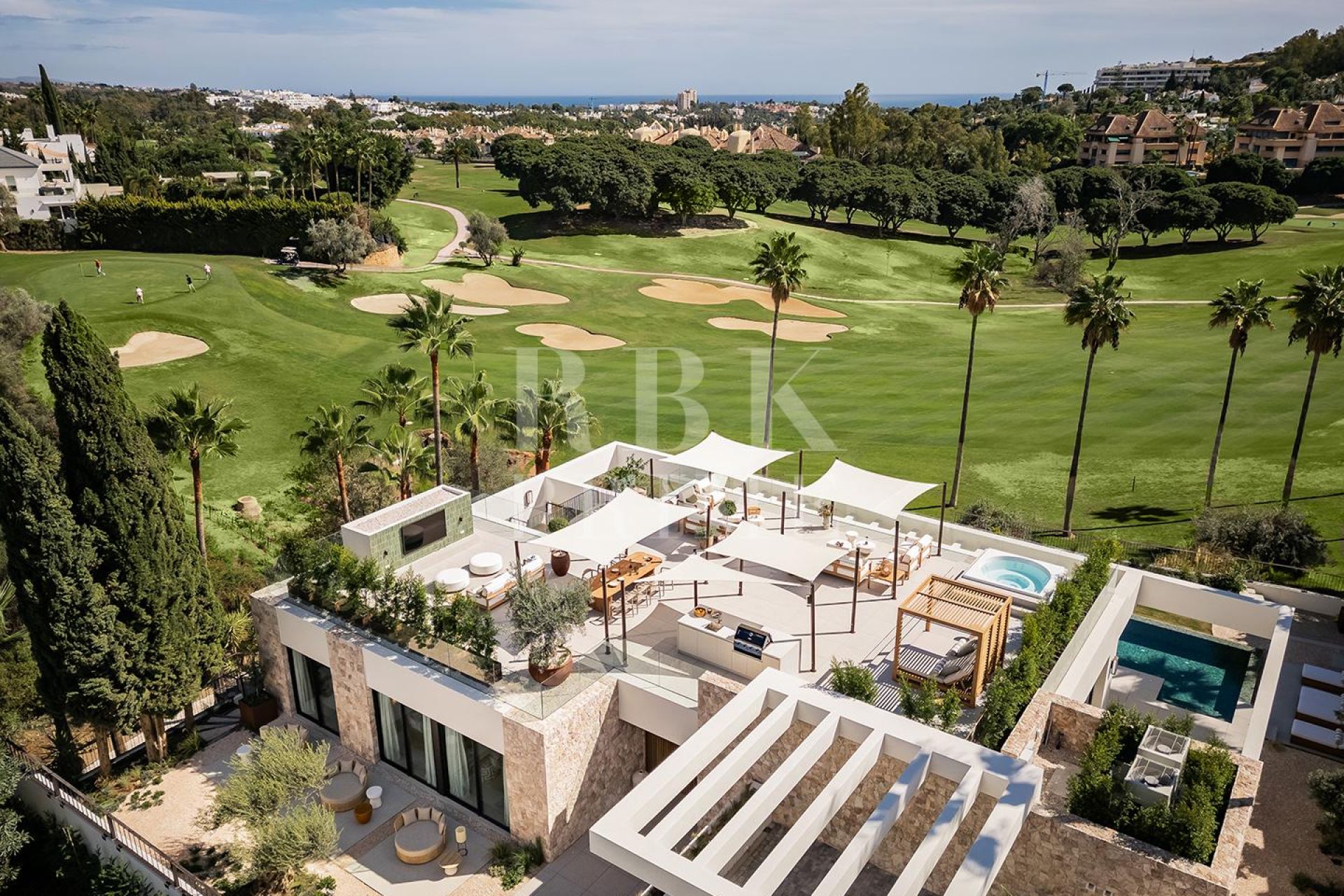 Available - Villa - Málaga - Costa del Sol