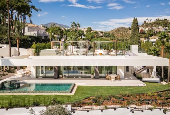 Villa · Available - Málaga