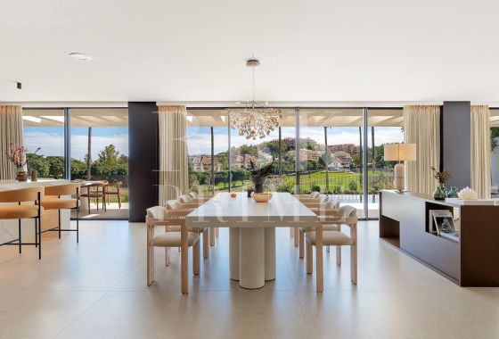 Villa · Available - Málaga