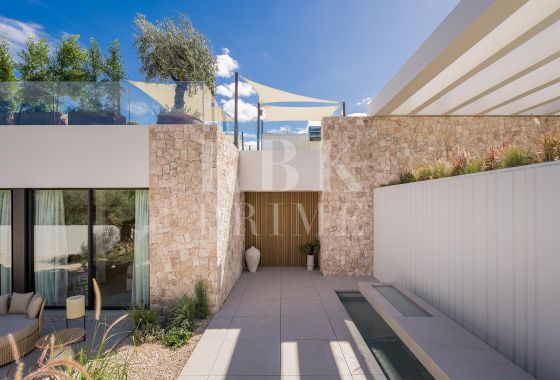 Villa · Available - Málaga