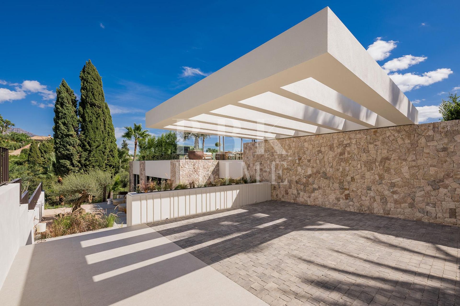 Available - Villa - Málaga - Costa del Sol