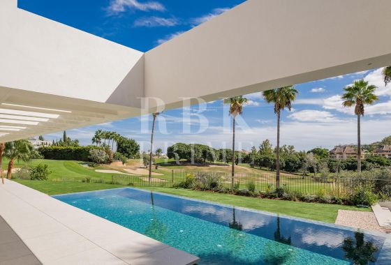 Villa · Available - Málaga