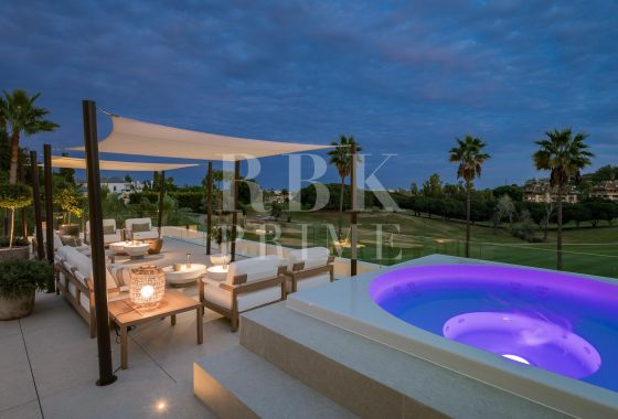 Villa · Available - Málaga