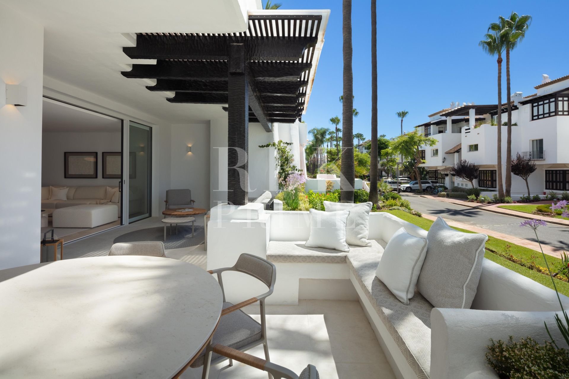 Available - Apartment - Marbella - Costa del Sol