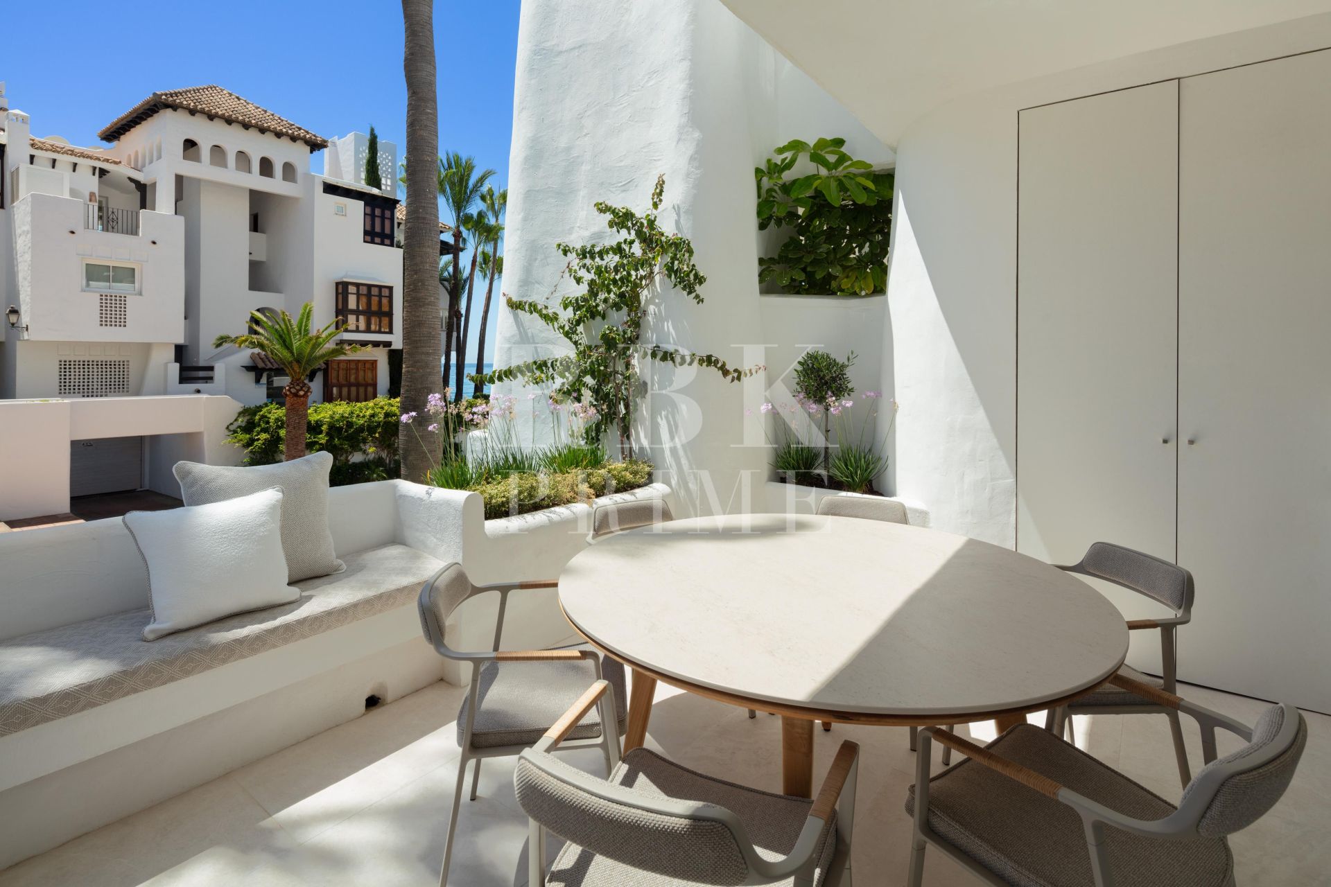 Available - Apartment - Marbella - Costa del Sol