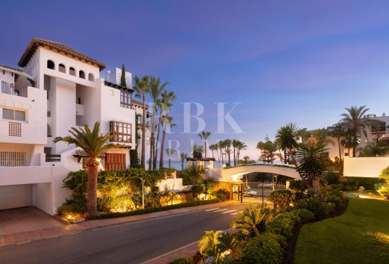 Available - Apartment - Marbella - Costa del Sol