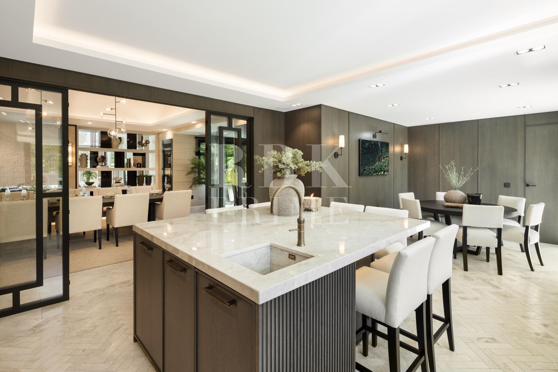 Available - Villa - Málaga - Costa del Sol