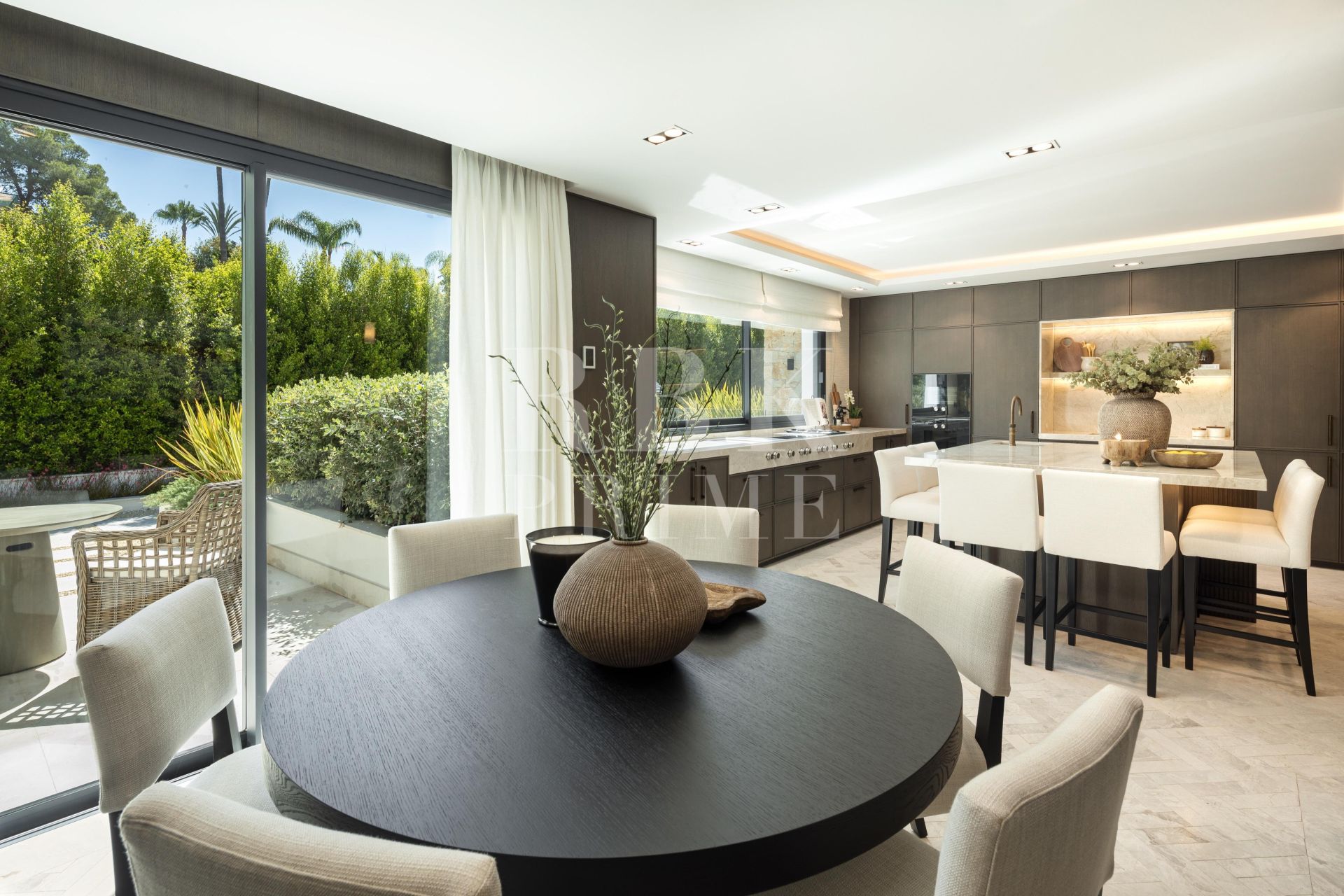 Available - Villa - Málaga - Costa del Sol