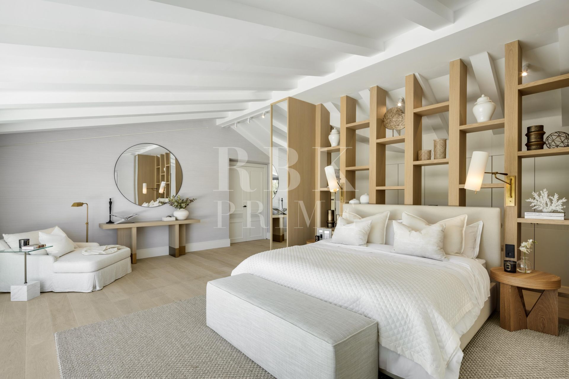 Available - Villa - Málaga - Costa del Sol