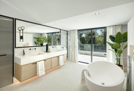Available - Villa - Málaga - Costa del Sol