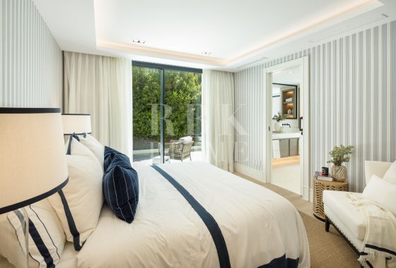 Available - Villa - Málaga - Costa del Sol