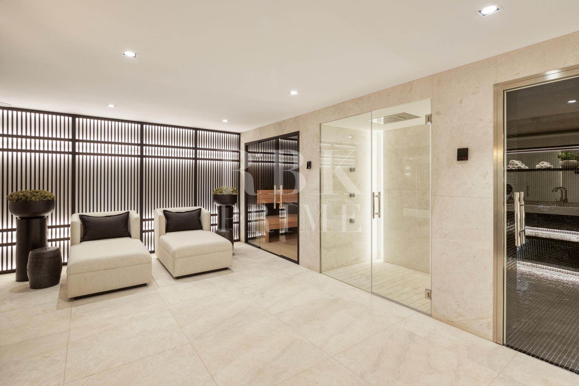 Available - Villa - Málaga - Costa del Sol