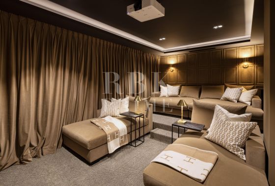 Available - Villa - Málaga - Costa del Sol