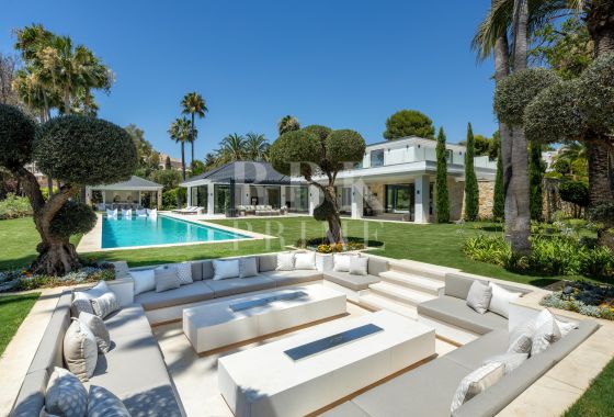 Available - Villa - Málaga - Costa del Sol