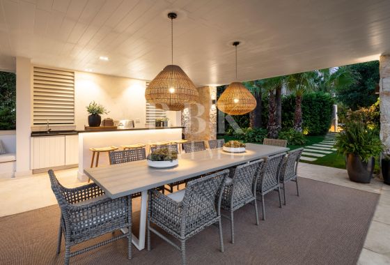 Available - Villa - Málaga - Costa del Sol