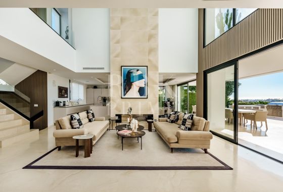 Villa · Available - Málaga