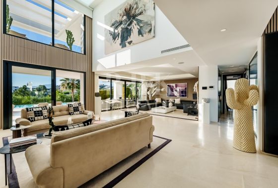 Villa · Available - Málaga