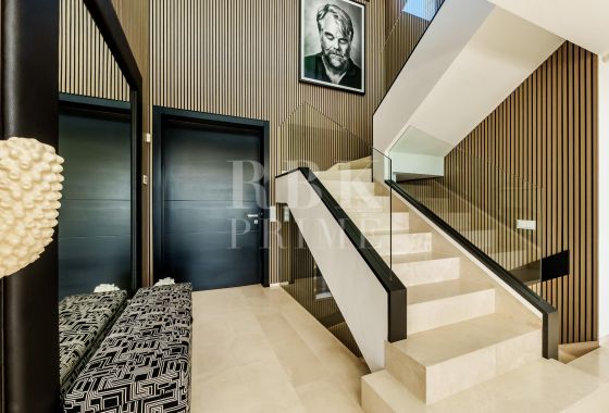 Villa · Available - Málaga