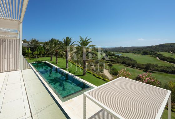 Available - Villa - Málaga - Costa del Sol