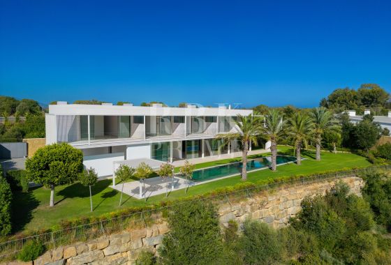 Available - Villa - Málaga - Costa del Sol