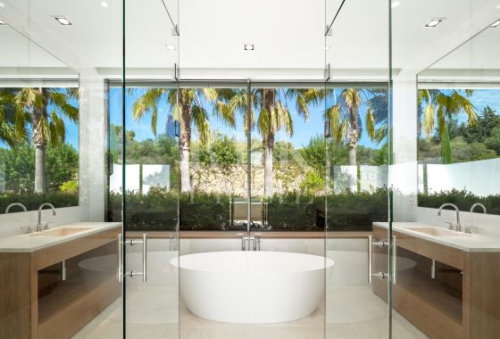 Available - Villa - Málaga - Costa del Sol