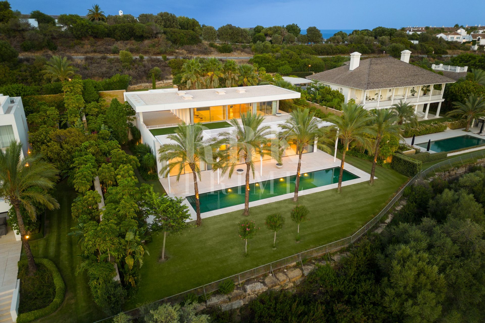 Available - Villa - Málaga - Costa del Sol