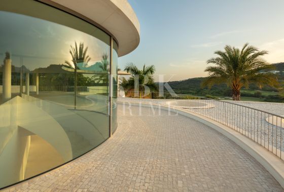 Villa · Available - Málaga