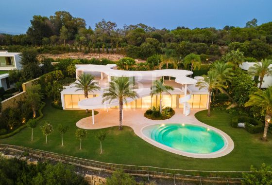 Villa · Available - Málaga