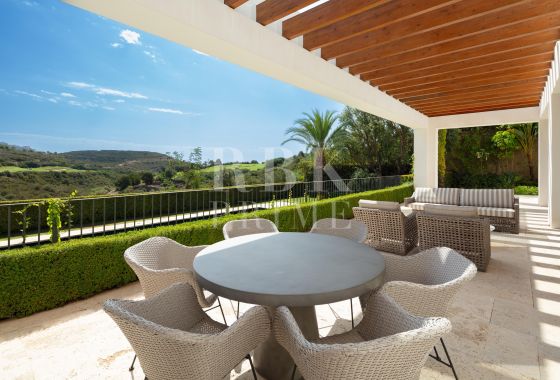 Villa · Available - Málaga