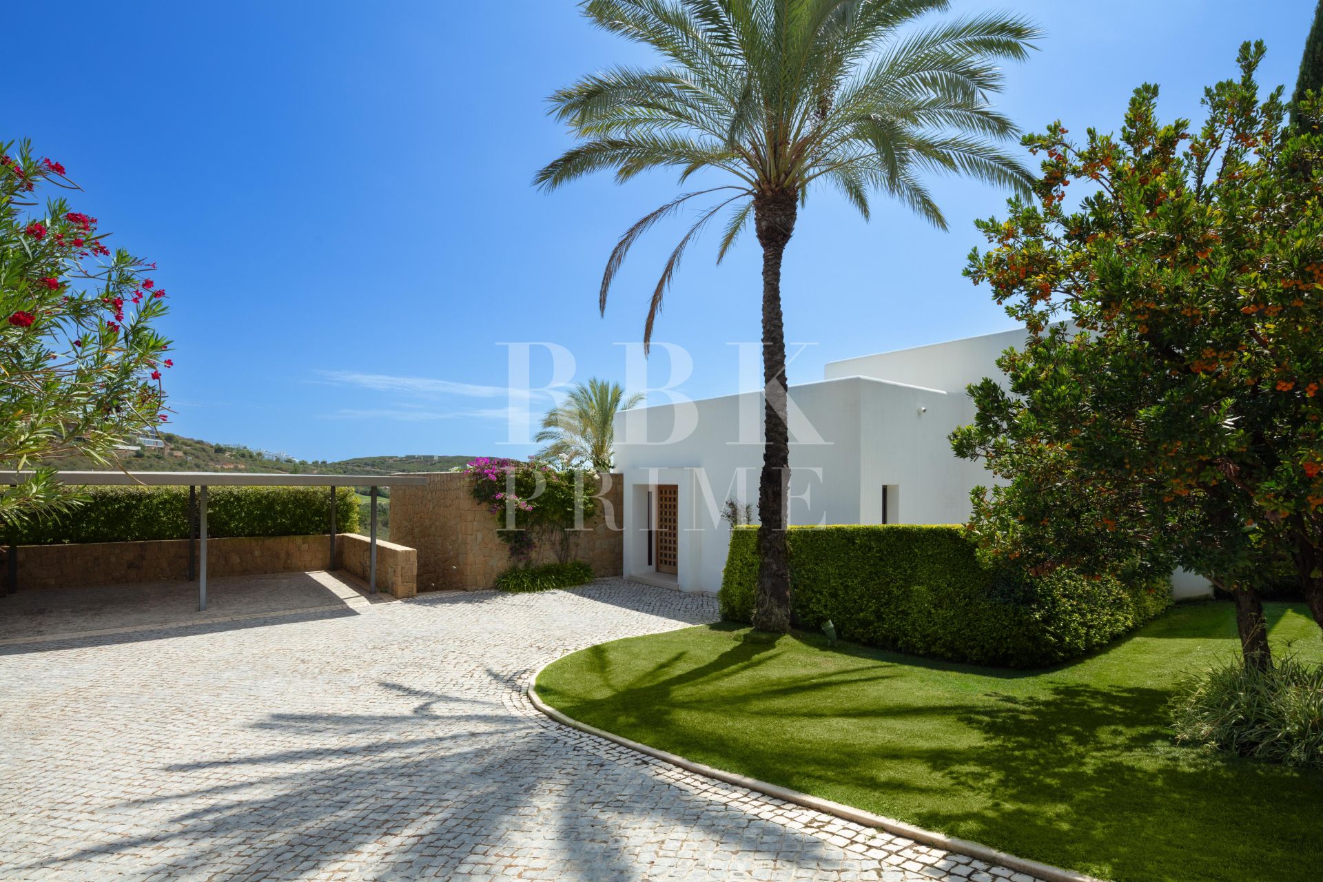 Available - Villa - Málaga - Costa del Sol