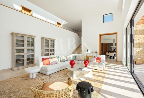 Villa · Available - Málaga