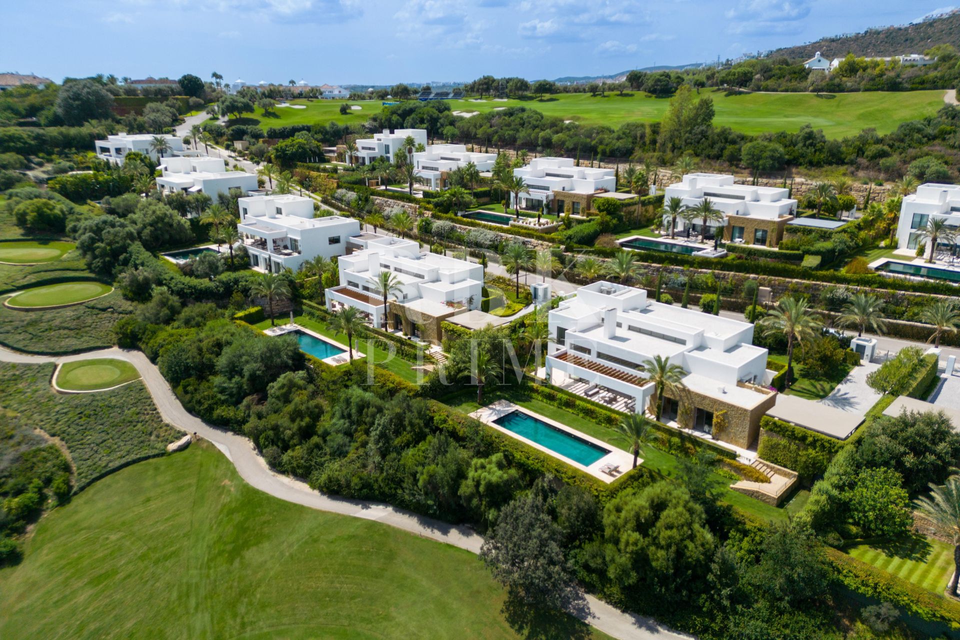 Available - Villa - Málaga - Costa del Sol