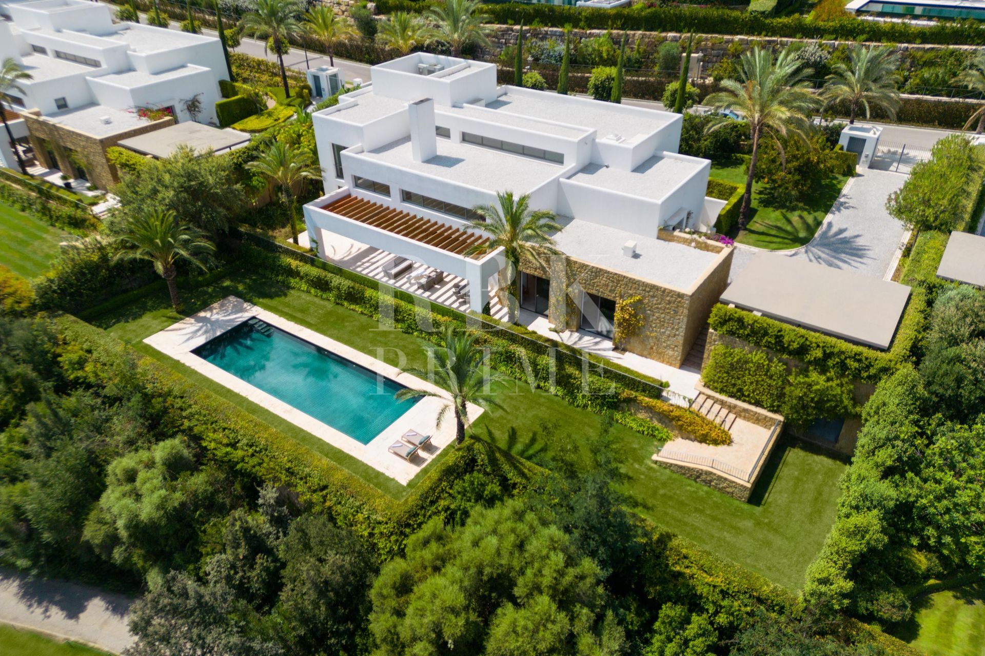 Available - Villa - Málaga - Costa del Sol