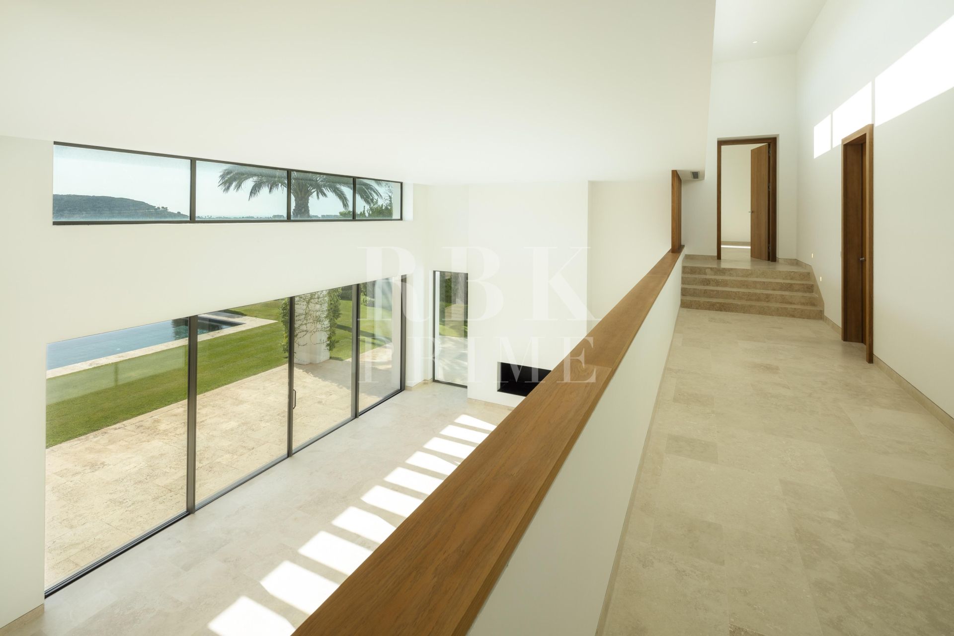Available - Villa - Málaga - Costa del Sol