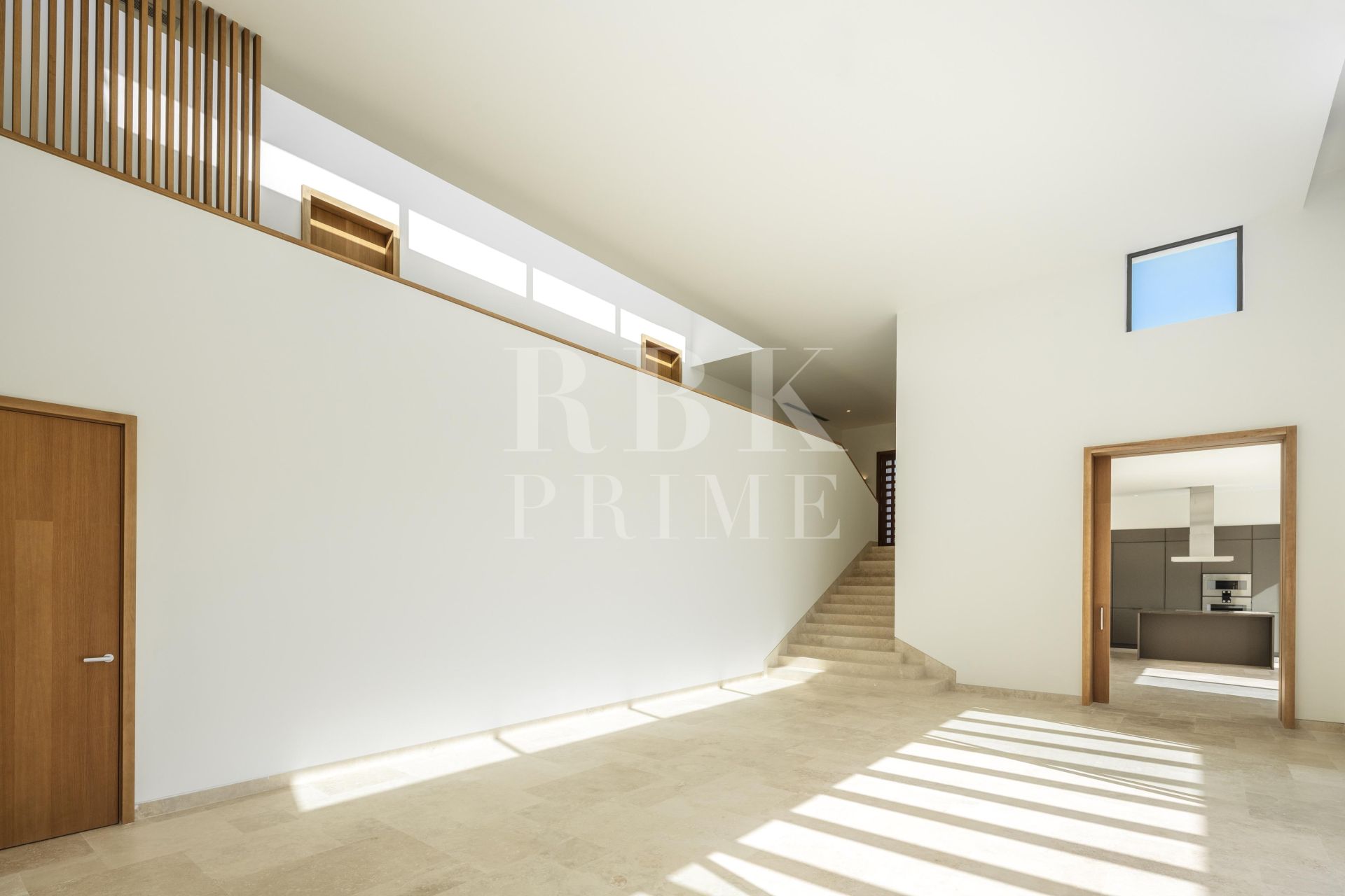 Available - Villa - Málaga - Costa del Sol