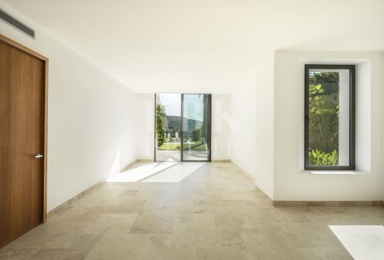 Villa · Available - Málaga