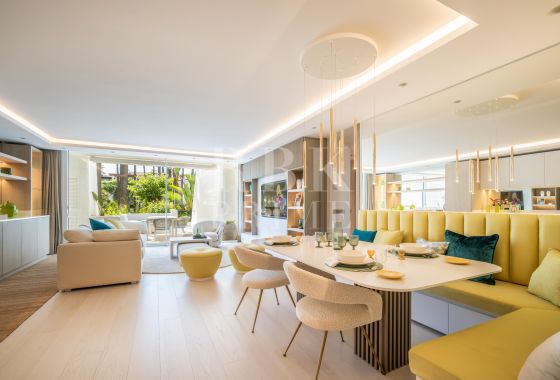 Apartment · Available - Marbella · Málaga