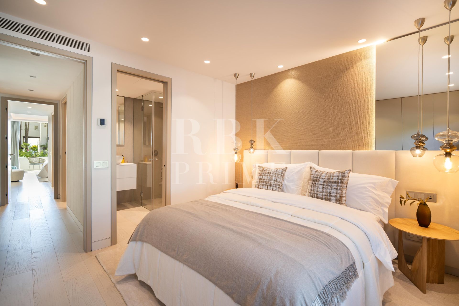 Available - Apartment - Marbella - Costa del Sol
