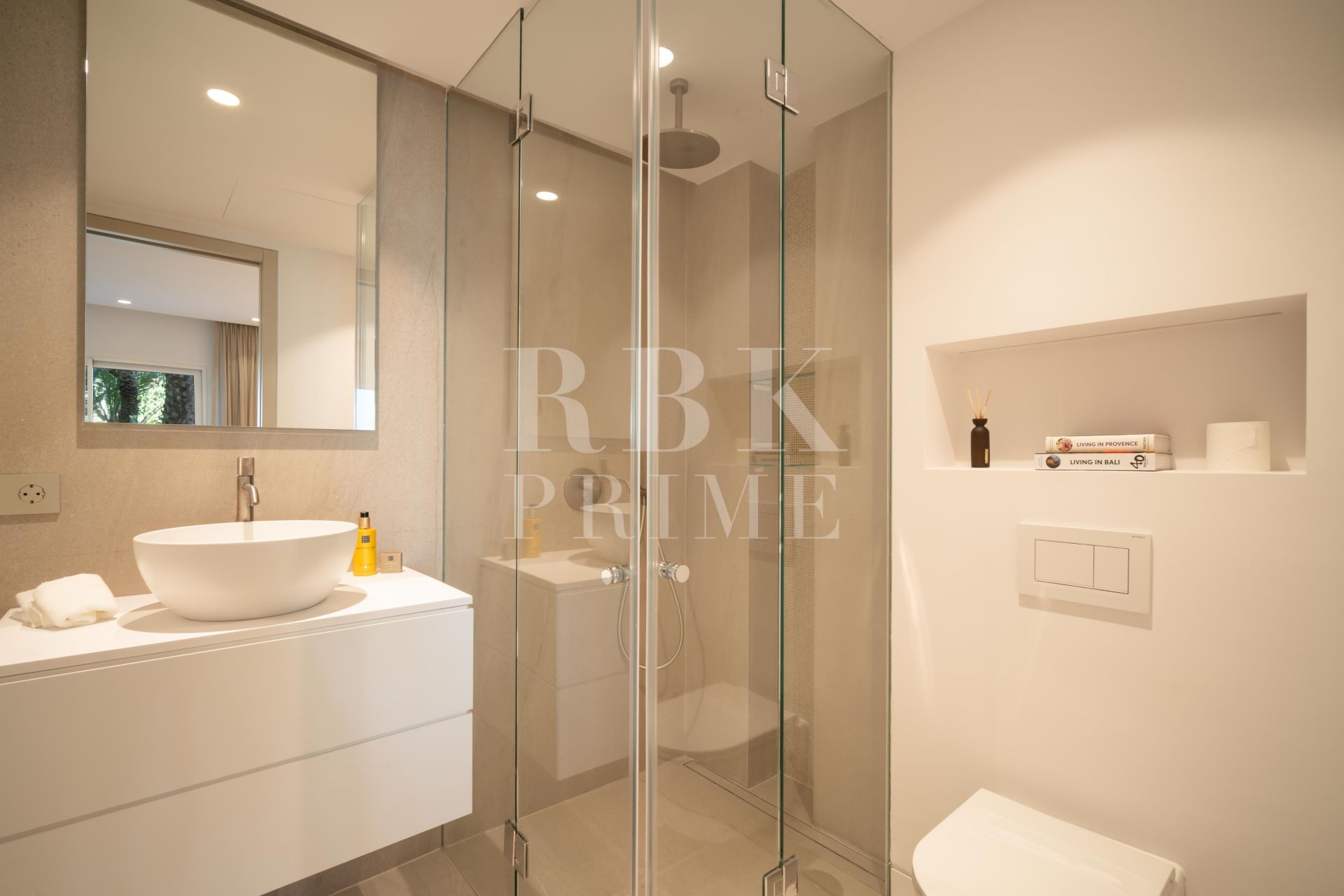 Available - Apartment - Marbella - Costa del Sol