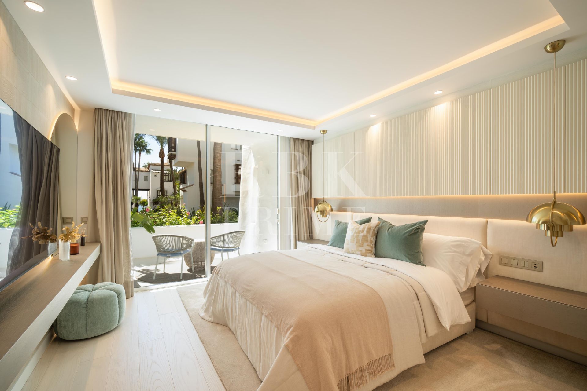 Available - Apartment - Marbella - Costa del Sol