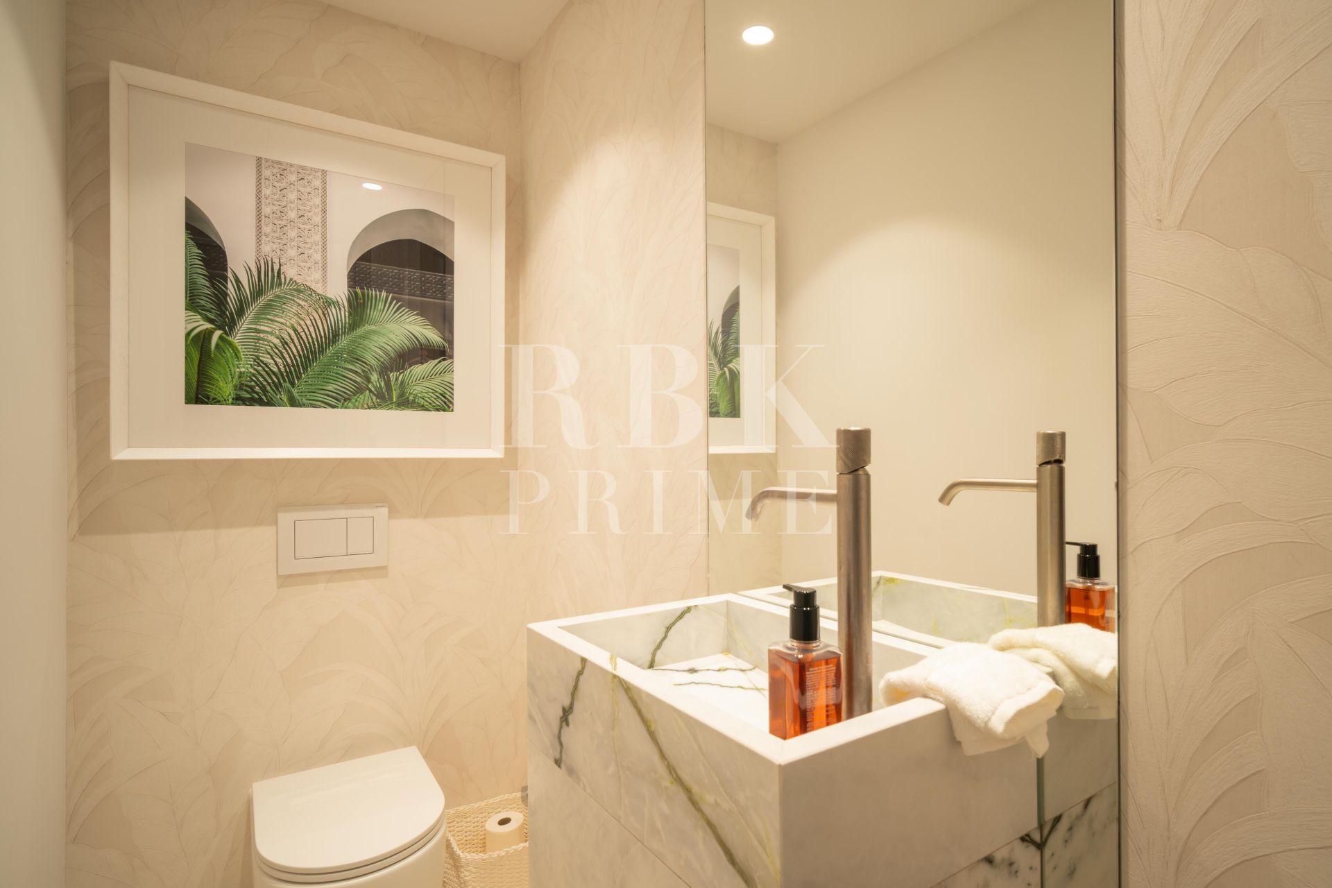 Available - Apartment - Marbella - Costa del Sol