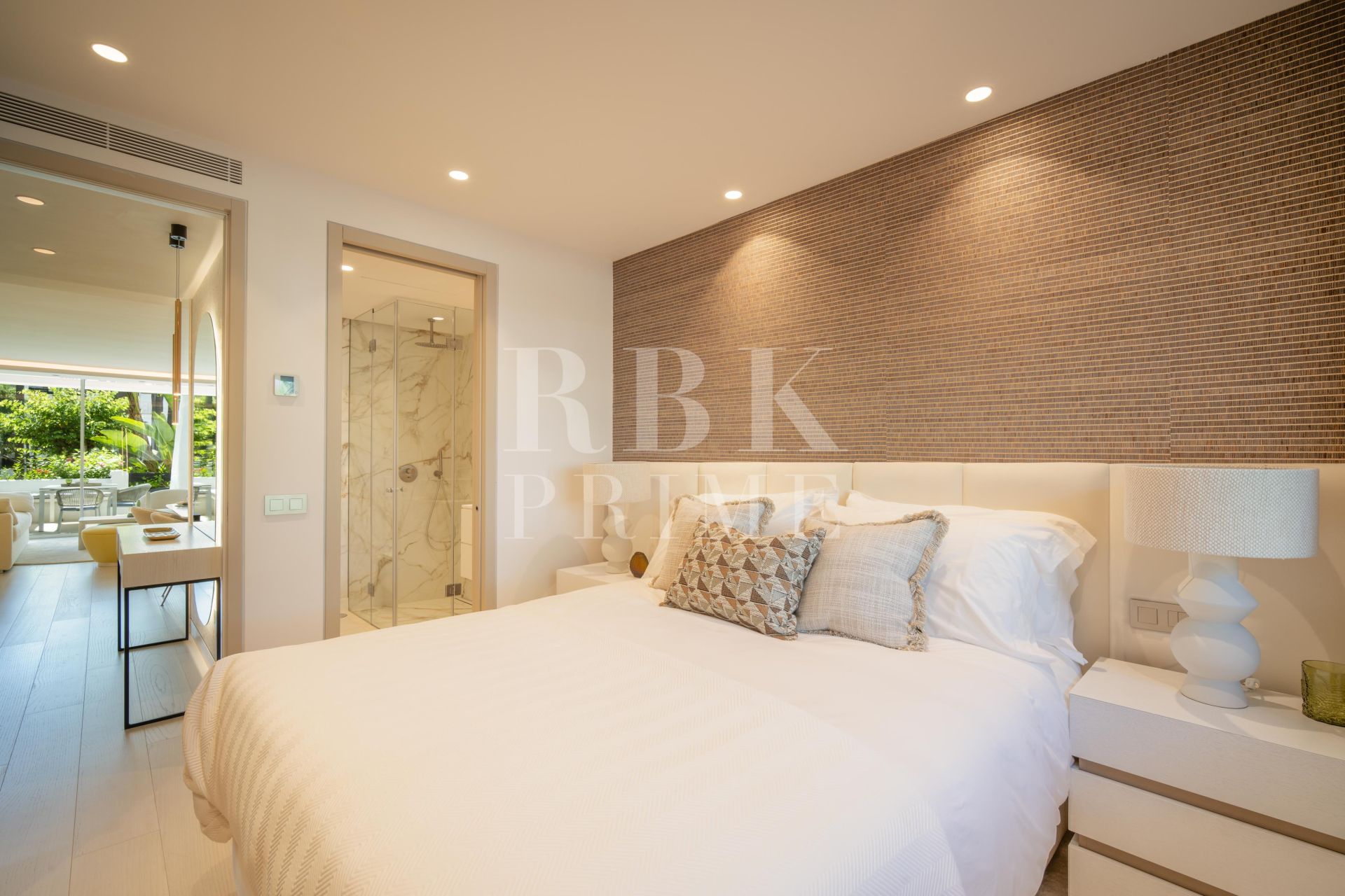 Available - Apartment - Marbella - Costa del Sol