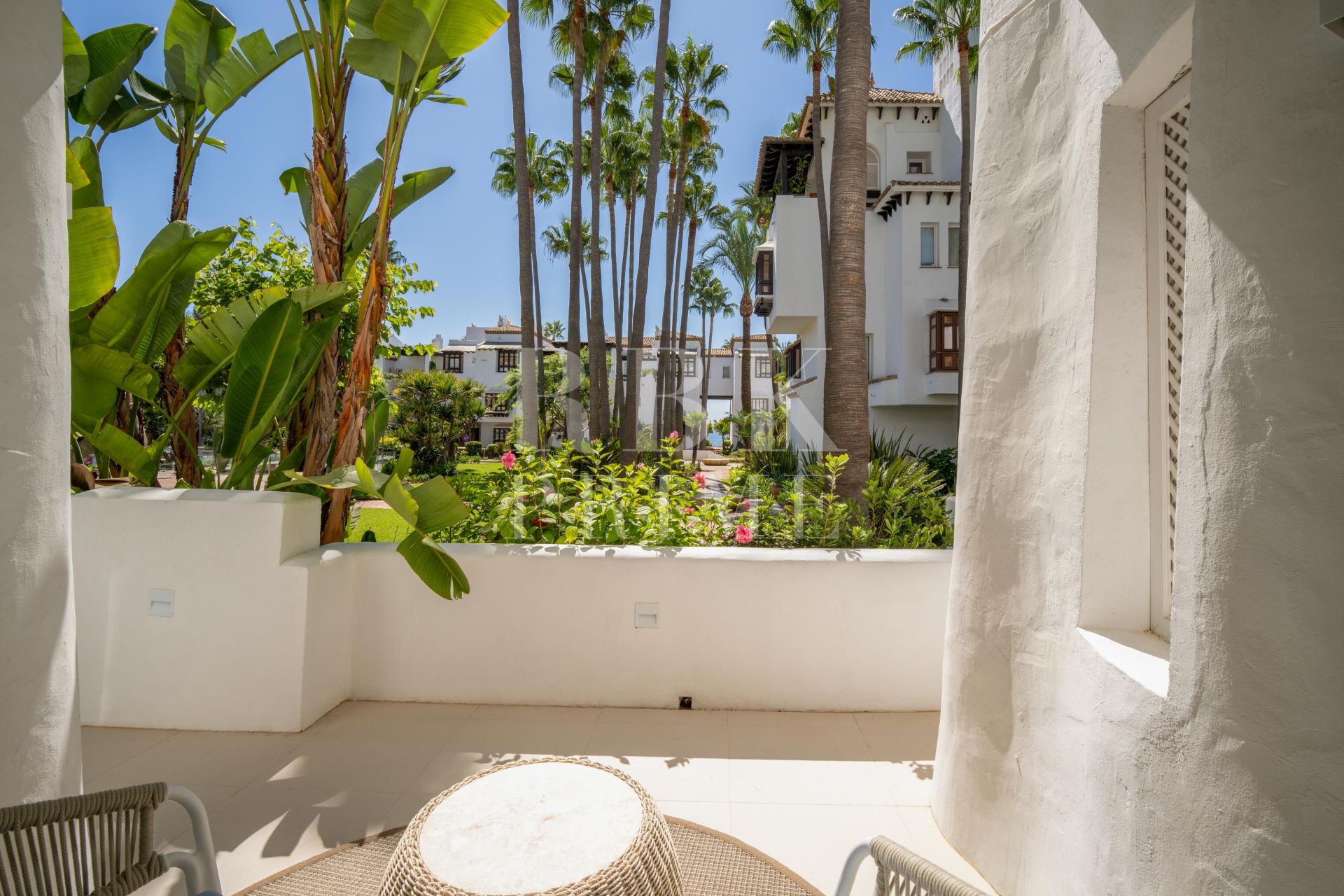 Available - Apartment - Marbella - Costa del Sol