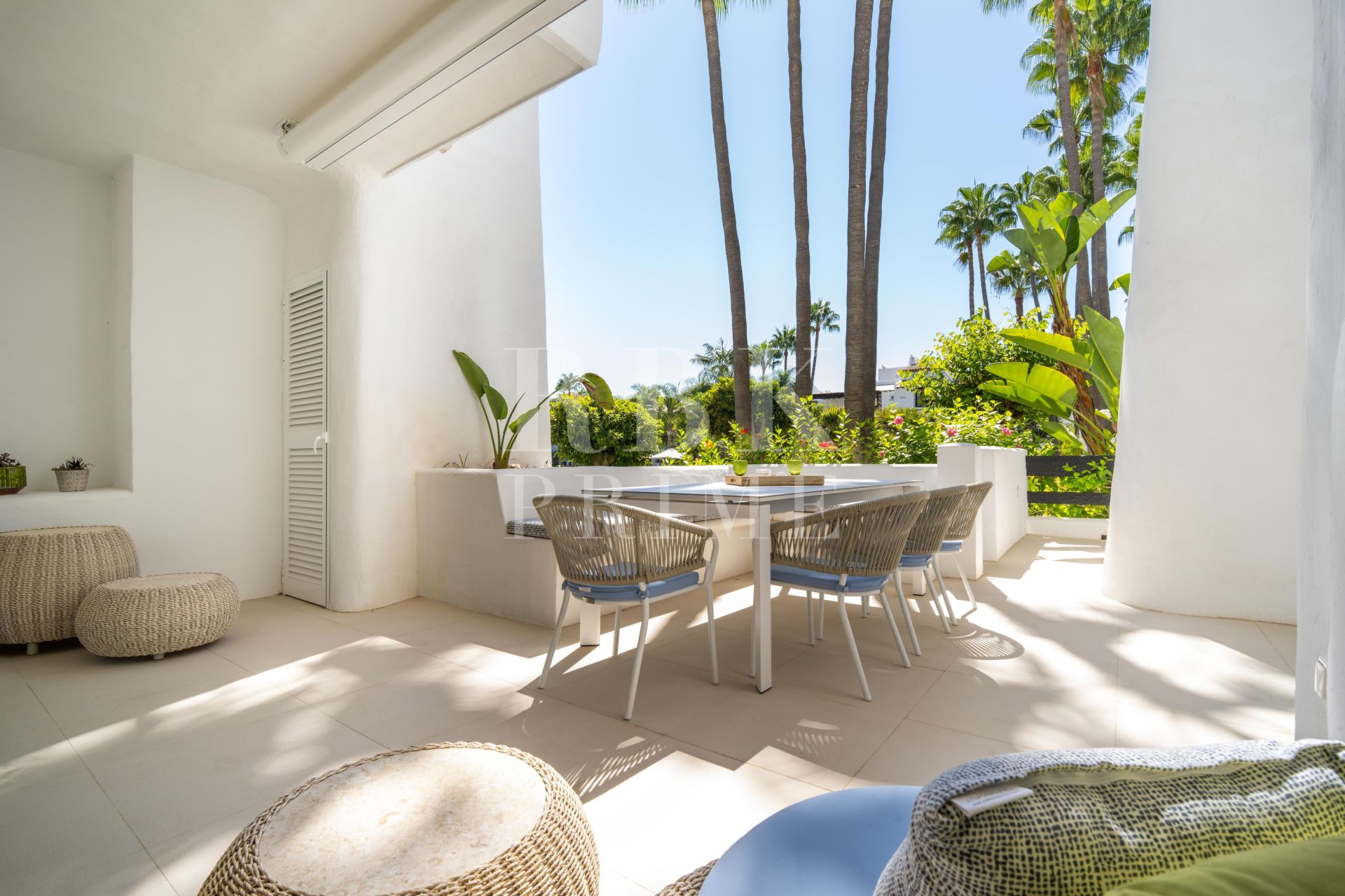 Available - Apartment - Marbella - Costa del Sol